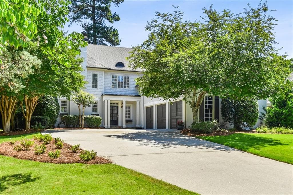 4 bedroom, 4 bathroom, 3,279 sq ft single family residence sold at 730 Hunting View Point, Atlanta, GA 30328