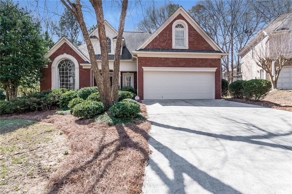 4 bedroom, 3 bathroom, 2,734 sq ft single family residence sold at 1860 Tristan Drive, Smyrna, GA 30080
