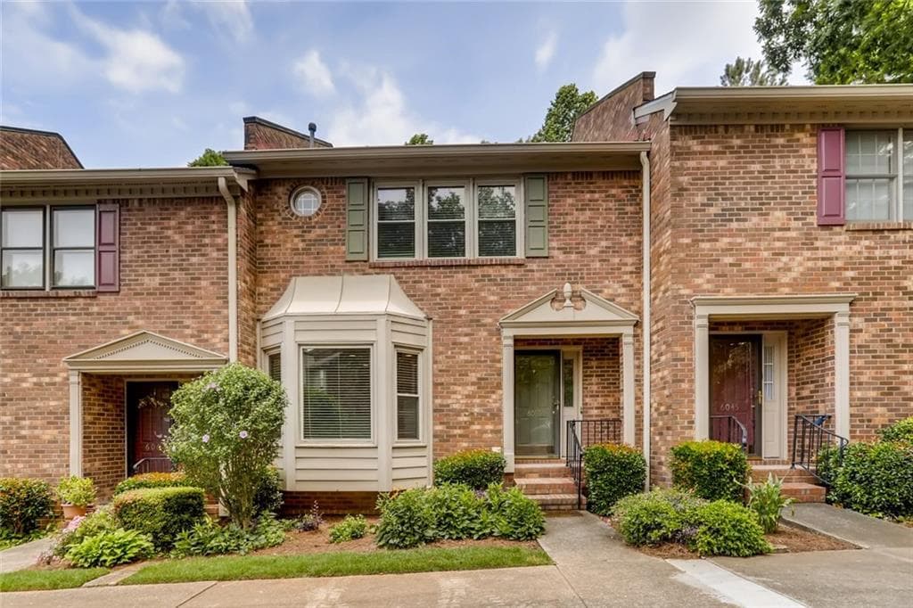 6055 Windsor Trace Drive, Peachtree Corners, GA 30092 — most recent listing photo