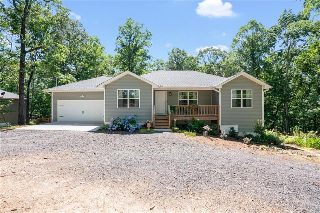135 EMMETTE Drive, Dawsonville, GA 30534 — most recent listing photo
