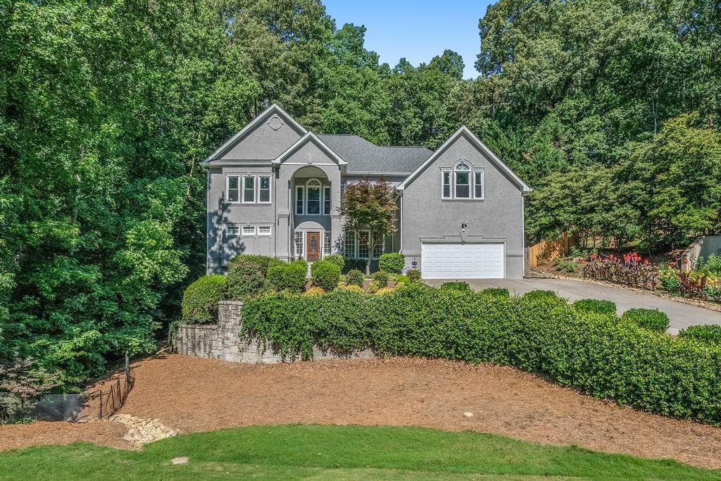 3289 Lantern Coach Lane, Roswell, GA 30075 — most recent listing photo