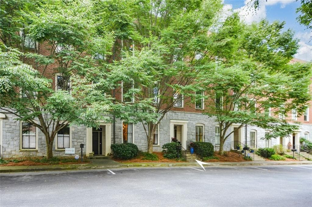 1871 Gordon Manor, Atlanta, GA 30307 — most recent listing photo