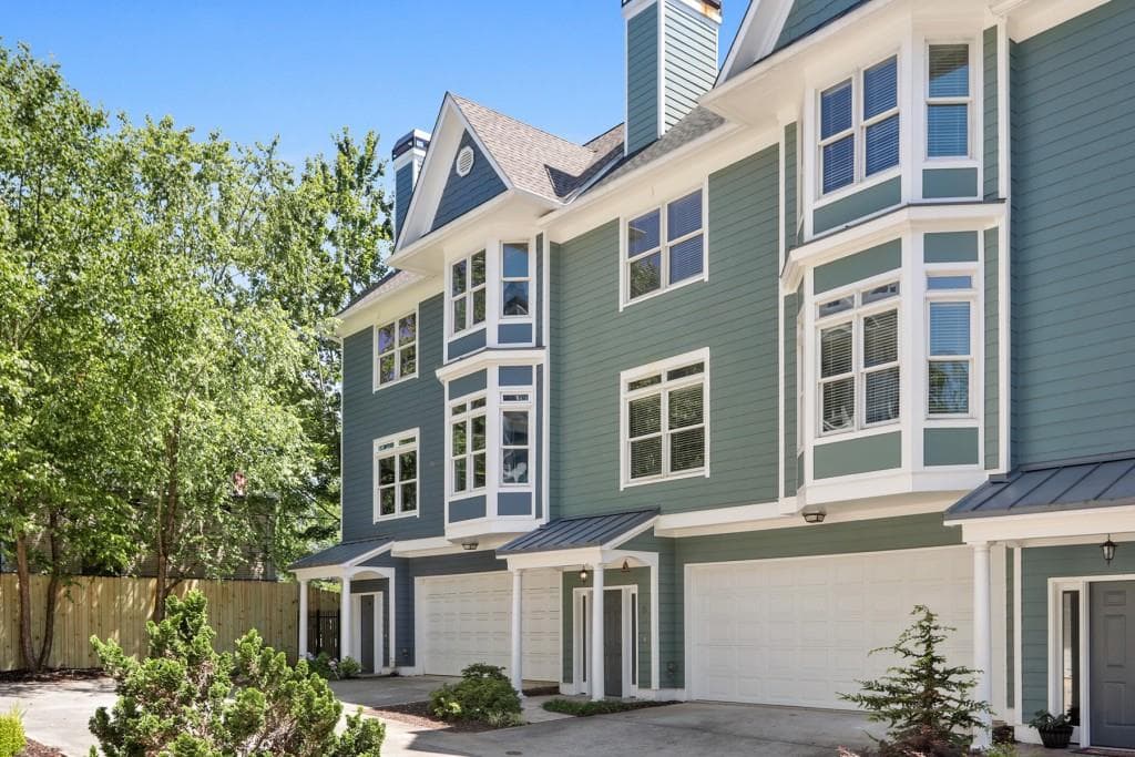 3 bedroom, 3 bathroom, 2,143 sq ft townhouse sold at 1912 Hosea L Williams Drive 5, Atlanta, GA 30317