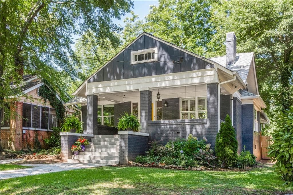 3 bedroom, 2 bathroom, 1,656 sq ft single family residence sold at 463 W Ontario Avenue, Atlanta, GA 30310