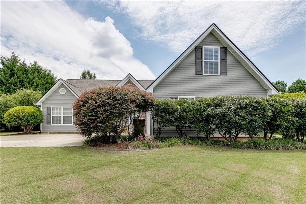 5036 Lodge Pole Drive, Flowery Branch, GA 30542 — most recent listing photo