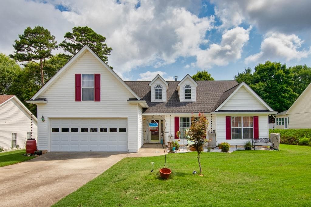 3 bedroom, 2 bathroom, 2,508 sq ft single family residence sold at 2233 Hansford Pass, Buford, GA 30519