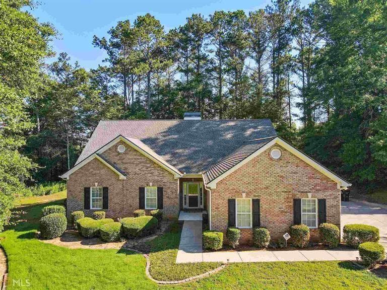 5630 Waldens Farm Dr., Powder Springs, GA 30127 — most recent listing photo