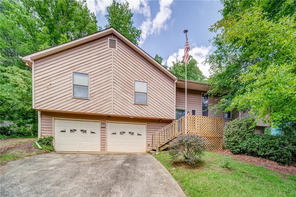 3 bedroom, 2 bathroom, 2,332 sq ft single family residence sold at 4793 Rock Island Lane, Acworth, GA 30102