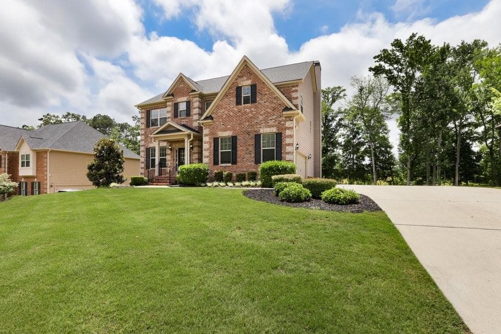 512 Heirloom Drive, Hampton, GA 30228 — most recent listing photo