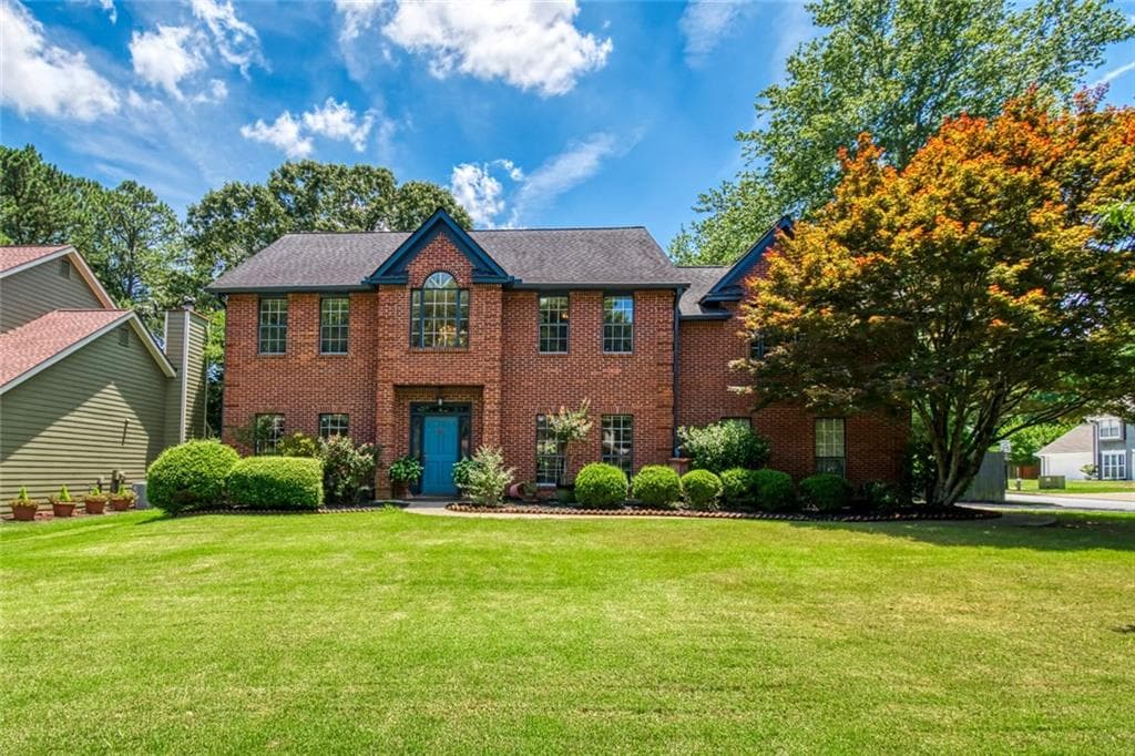 10825 Pinehigh Drive, Alpharetta, GA 30022 — most recent listing photo