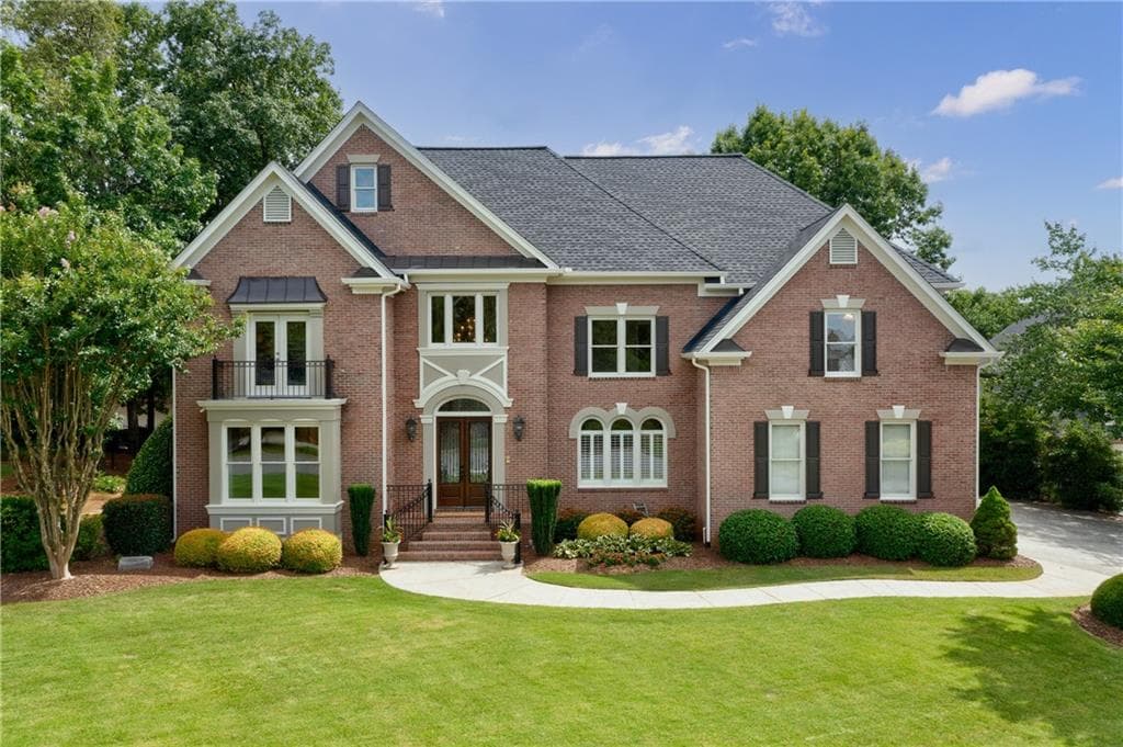 5 bedroom, 5 bathroom, 4,751 sq ft single family residence sold at 300 Windlake Court, Johns Creek, GA 30022