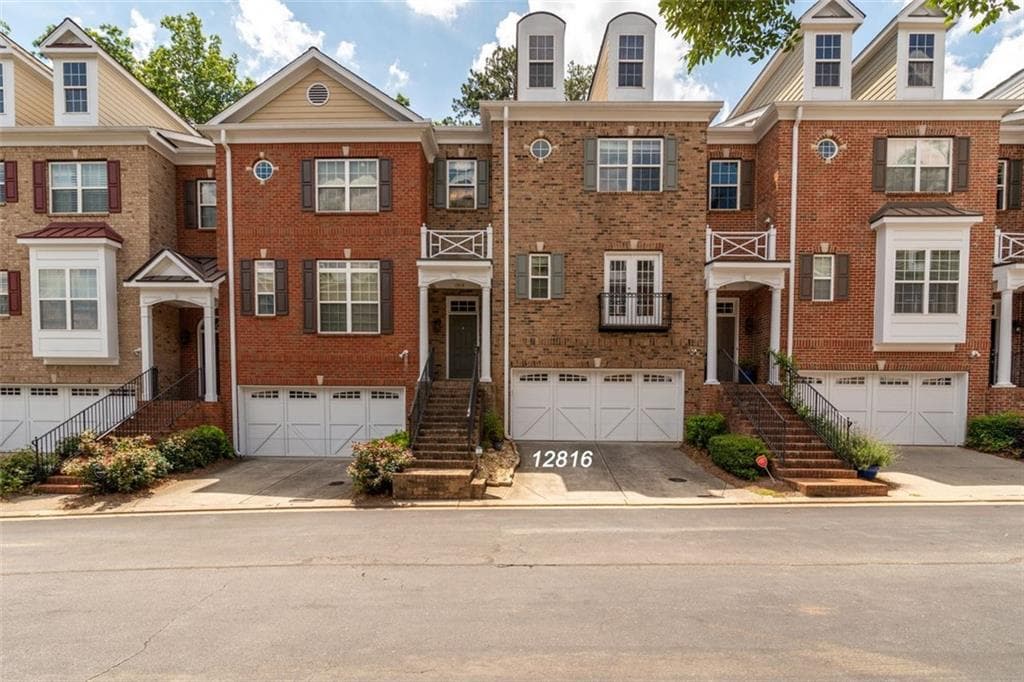 12816 Doe Drive, Alpharetta, GA 30004 — most recent listing photo