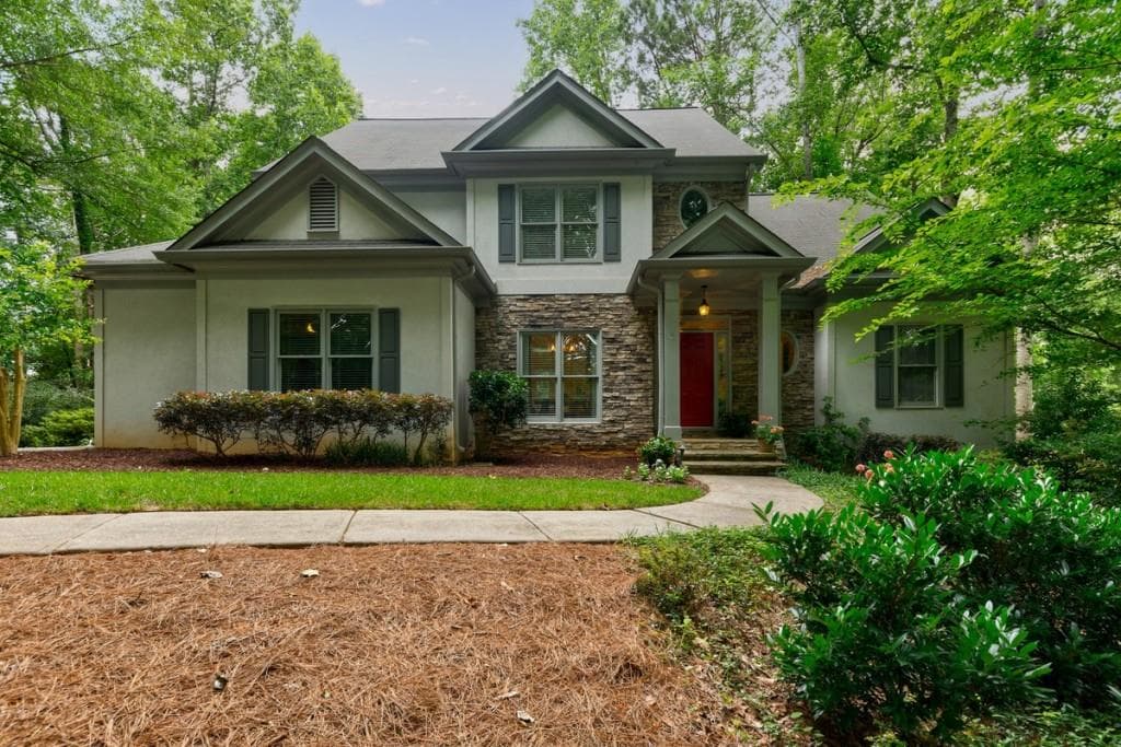 701 Lakeglen Drive, Suwanee, GA 30024 — most recent listing photo