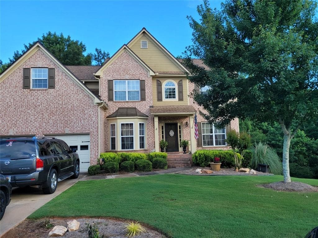 5 bedroom, 3 bathroom, 4,400 sq ft single family residence sold at 338 MEADOWCREST Circle, Canton, GA 30115