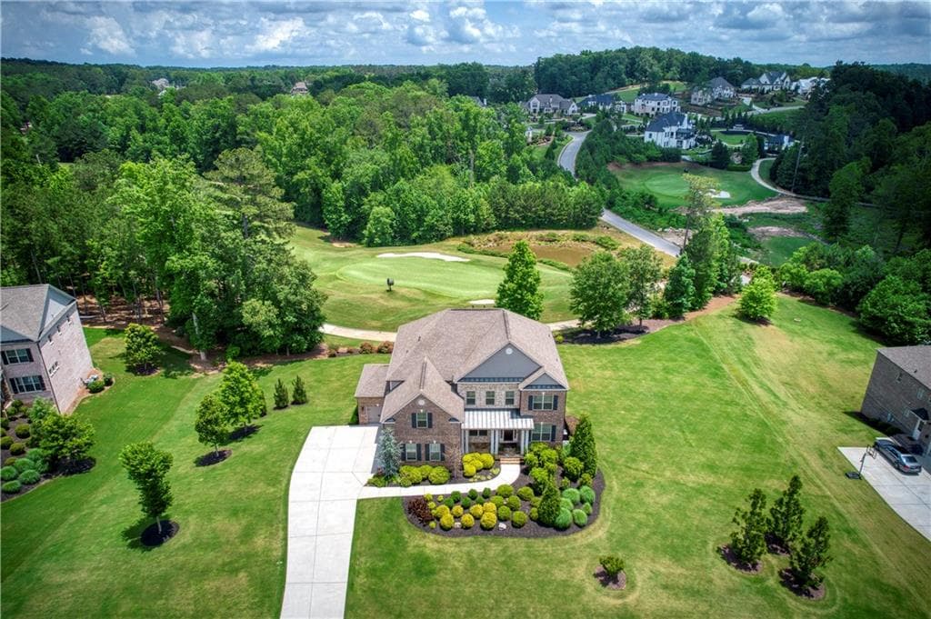6 bedroom, 6 bathroom, 6,400 sq ft single family residence sold at 2995 Manorview Lane, Milton, GA 30004
