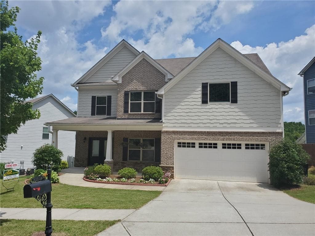 4 bedroom, 3 bathroom, 2,821 sq ft single family residence sold at 5601 Creek Dale Way, Buford, GA 30518