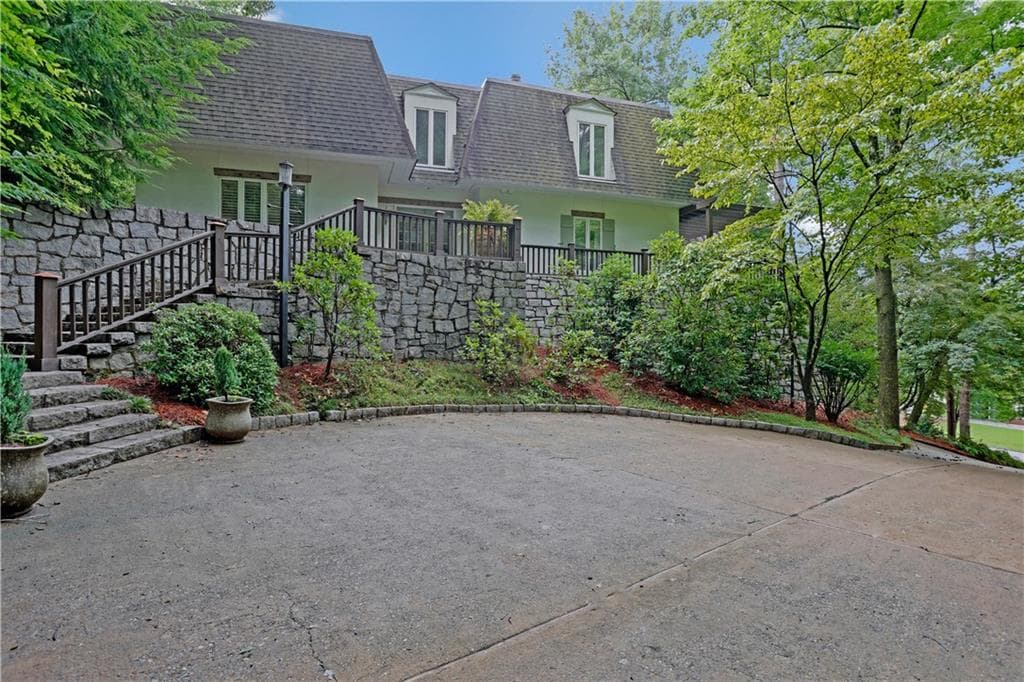 2955 Rivermeade Drive, Atlanta, GA 30327 — most recent listing photo
