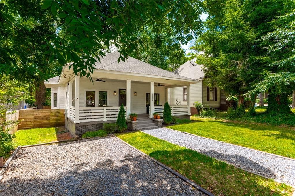 3 bedroom, 2 bathroom, 1,748 sq ft single family residence sold at 1112 Sells Avenue, Atlanta, GA 30310