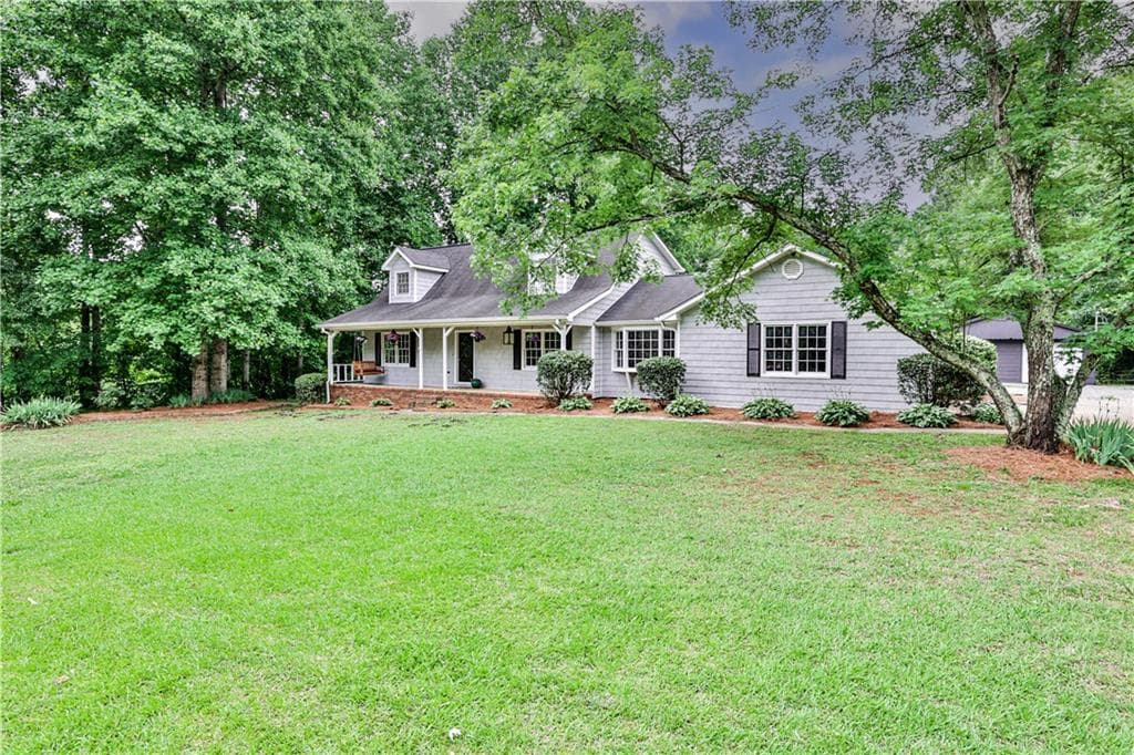 3 bedroom, 3 bathroom, 1,848 sq ft single family residence sold at 2134 E Cherokee Drive, Woodstock, GA 30188