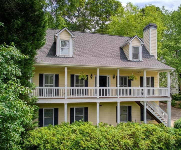 4 bedroom, 4 bathroom, 2,470 sq ft single family residence sold at 1155C Davis Place, Atlanta, GA 30318