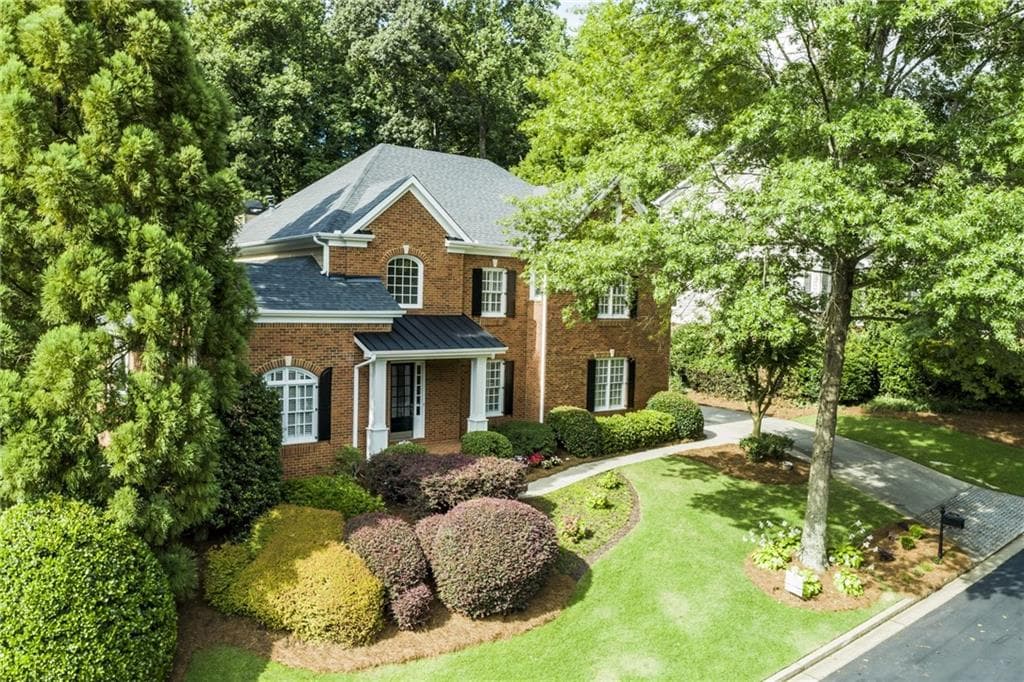 710 Lake Summit Drive, Atlanta, GA 30342 — most recent listing photo