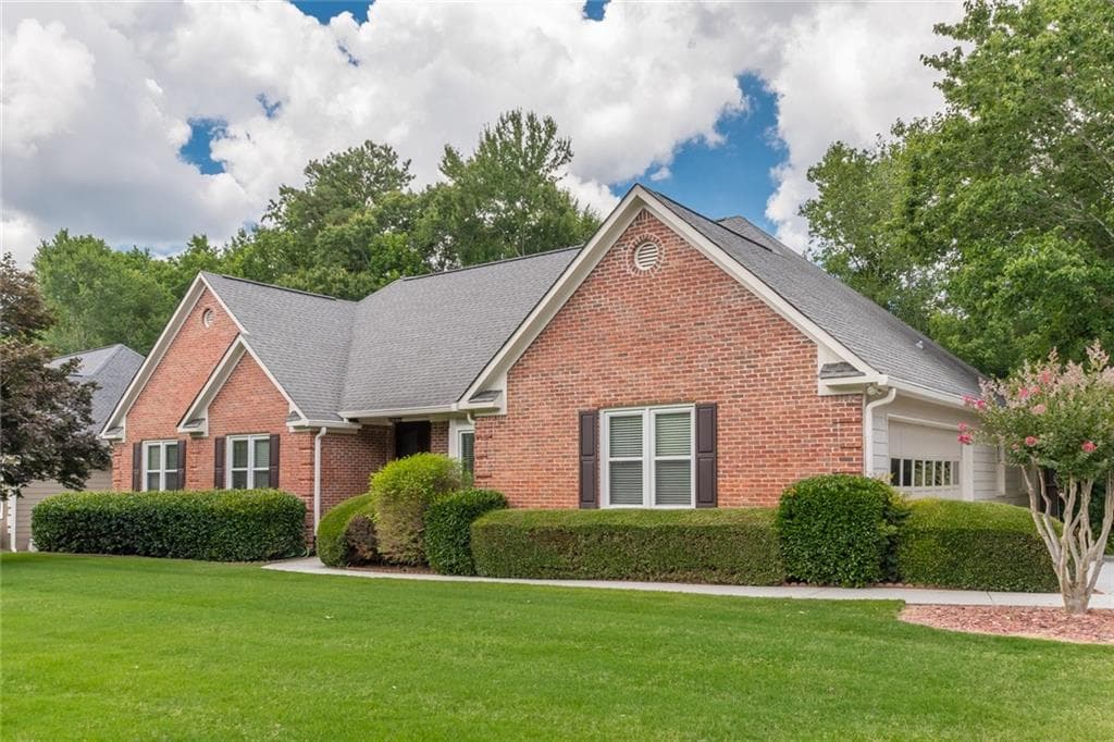 3 bedroom, 3 bathroom, 2,032 sq ft single family residence sold at 1975 Wynfield Point Drive, Buford, GA 30519
