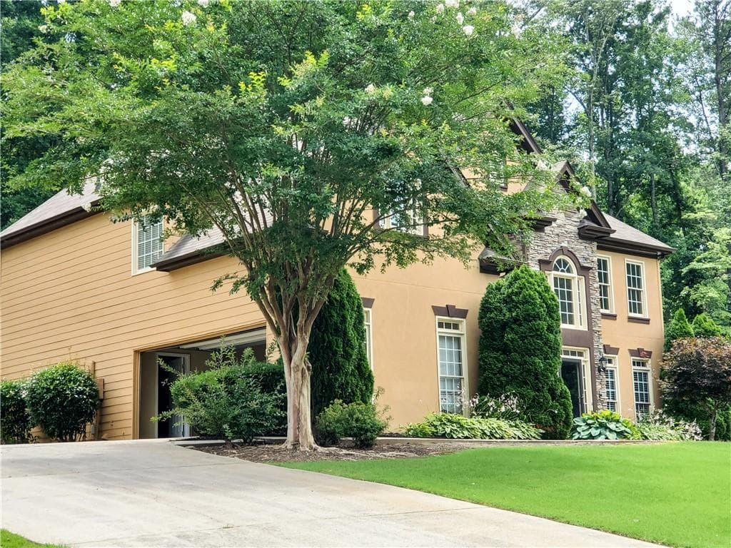 4 bedroom, 3 bathroom, 3,165 sq ft single family residence sold at 4609 Mctyre Way, Marietta, GA 30064