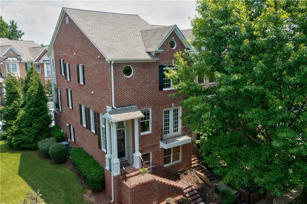 1050 Emory Parc Place, Decatur, GA 30033 — most recent listing photo