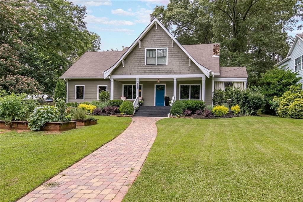 4 bedroom, 3 bathroom, 2,540 sq ft single family residence sold at 425 Ashburton Avenue, Atlanta, GA 30317