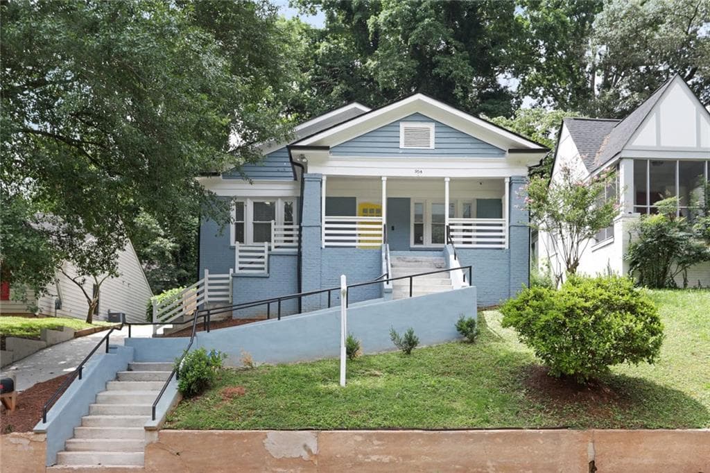 3 bedroom, 2 bathroom, 1,605 sq ft single family residence sold at 954 Byron Drive, Atlanta, GA 30310
