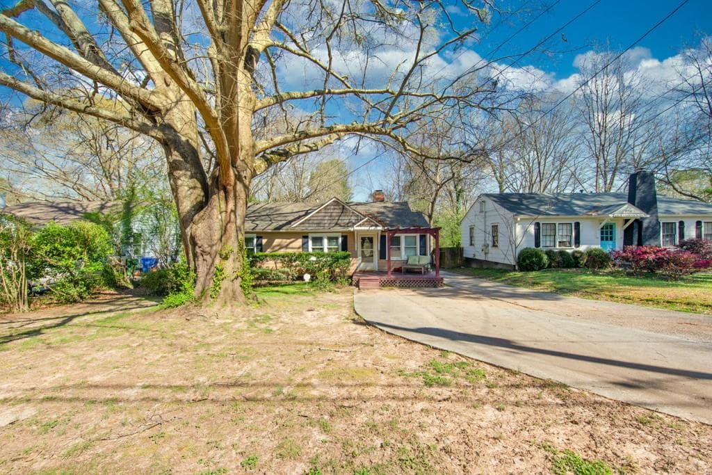 2 bedroom, 2 bathroom, 938 sq ft single family residence sold at 1732 Cecile Avenue, Atlanta, GA 30316