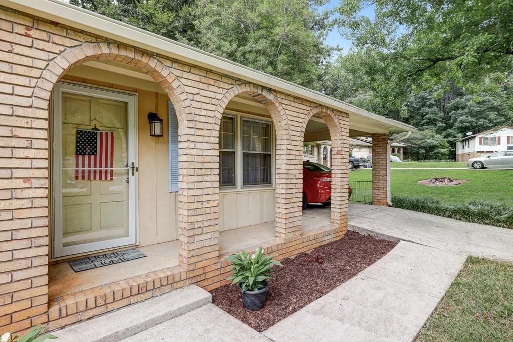 606 San Pablo Court, Stone Mountain, GA 30083 — most recent listing photo