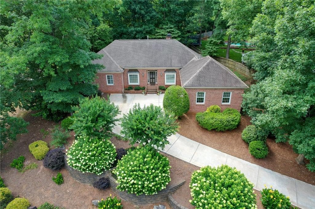 4376 Dunmore Road, Marietta, GA 30068 — most recent listing photo