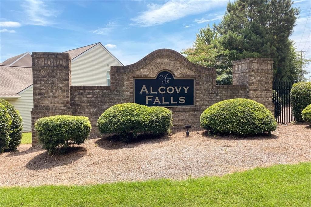 1372 Alcovy Falls Drive, Lawrenceville, GA 30045 — most recent listing photo