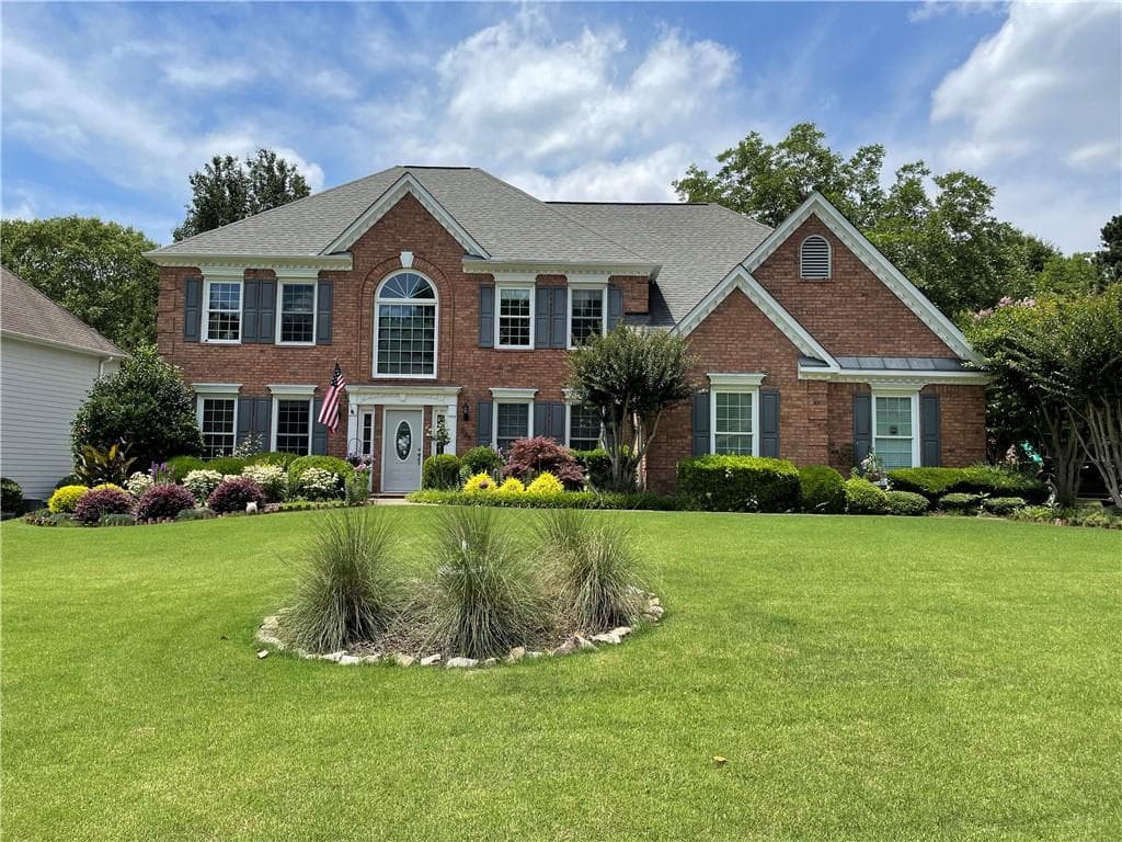 5 bedroom, 5 bathroom, 3,666 sq ft single family residence sold at 565 Fawn Run, Alpharetta, GA 30005