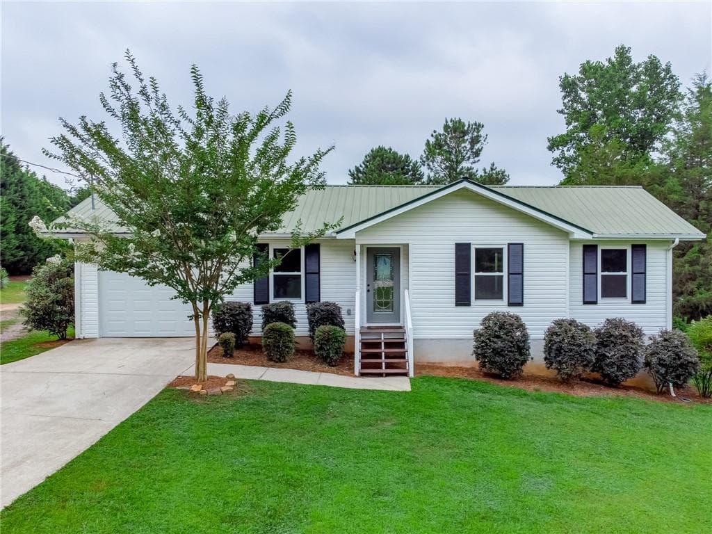 6590 Bennett Road, Cumming, GA 30041 — most recent listing photo