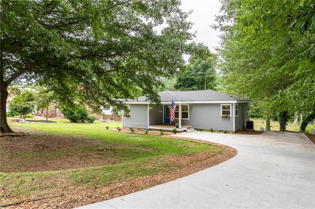 592 Church Street, Cleveland, GA 30528 — most recent listing photo
