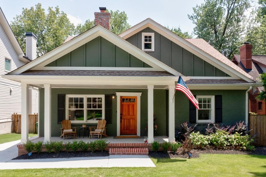 5 bedroom, 4 bathroom, 3,300 sq ft single family residence sold at 470 Trabert Avenue, Atlanta, GA 30309