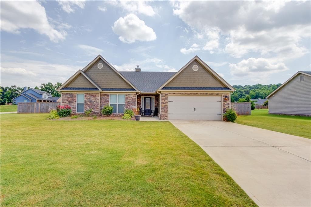 19 Lake Point Court, Jefferson, GA 30549 — most recent listing photo