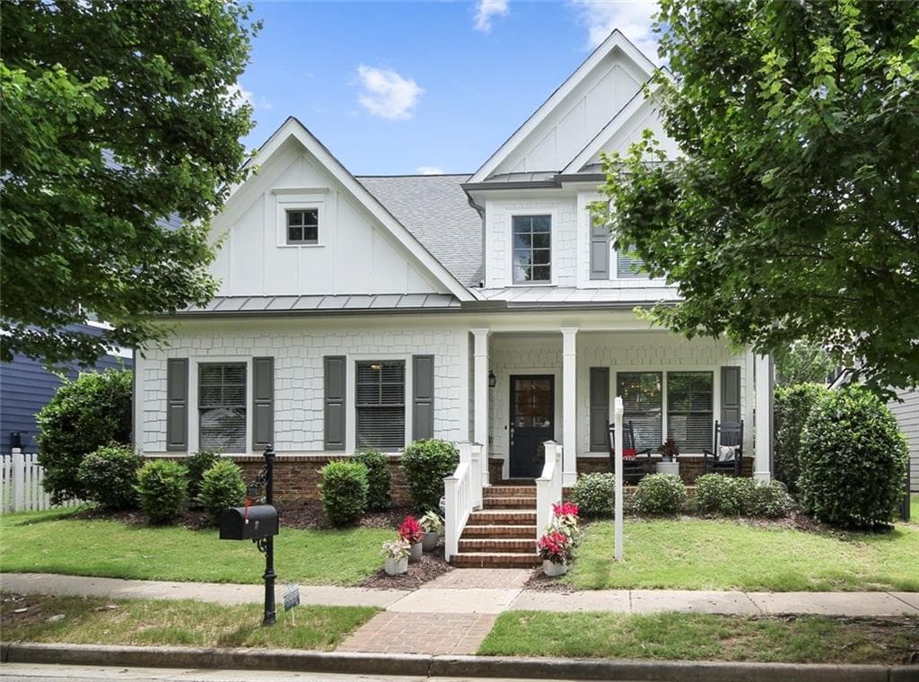 3 bedroom, 3 bathroom, 2,064 sq ft single family residence sold at 1705 Barfield Run, Atlanta, GA 30318