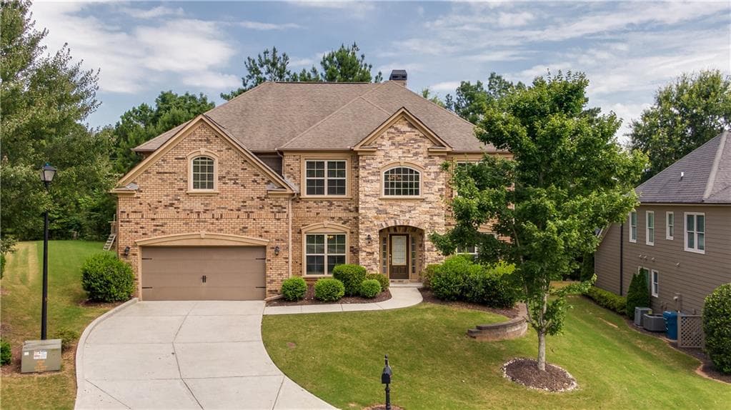 5 bedroom, 4 bathroom, 4,070 sq ft single family residence sold at 1115 Walters Circle, Alpharetta, GA 30005