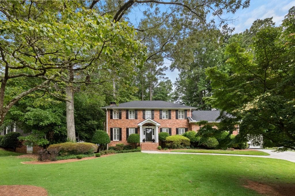 5524 Glenrich Drive, Dunwoody, GA 30338 — most recent listing photo