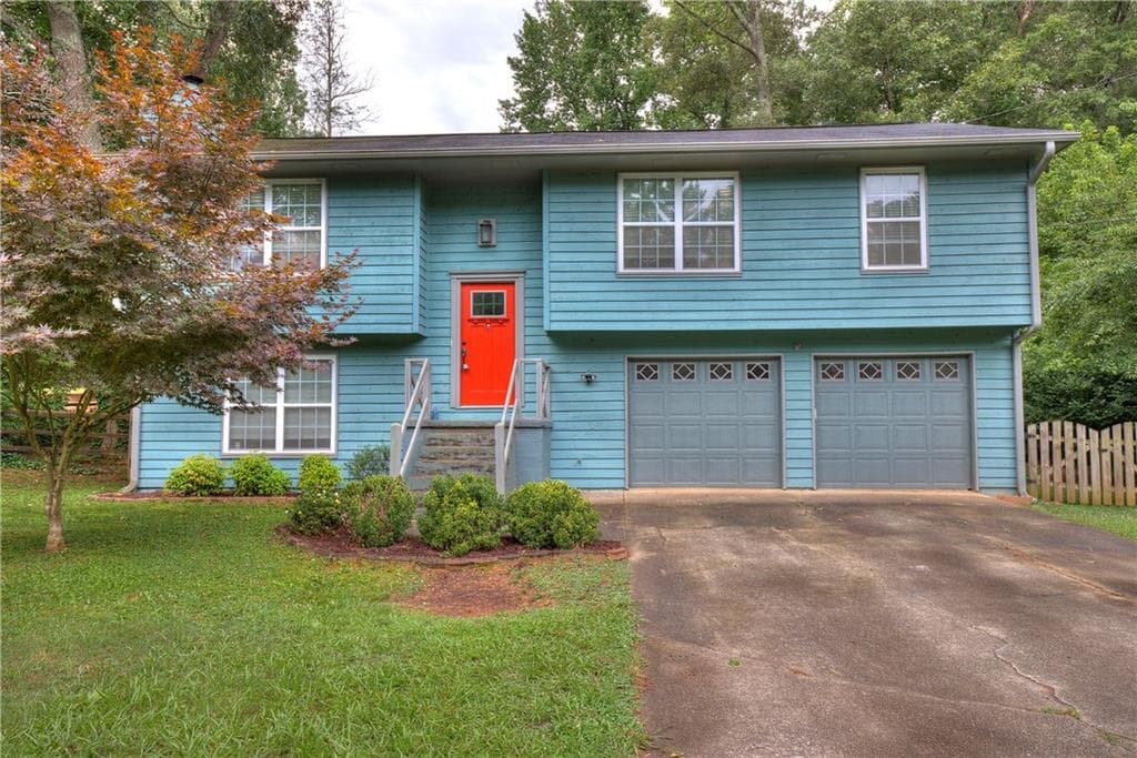 3 bedroom, 2 bathroom, 1,896 sq ft single family residence sold at 4775 Jamerson Forest Circle, Marietta, GA 30066