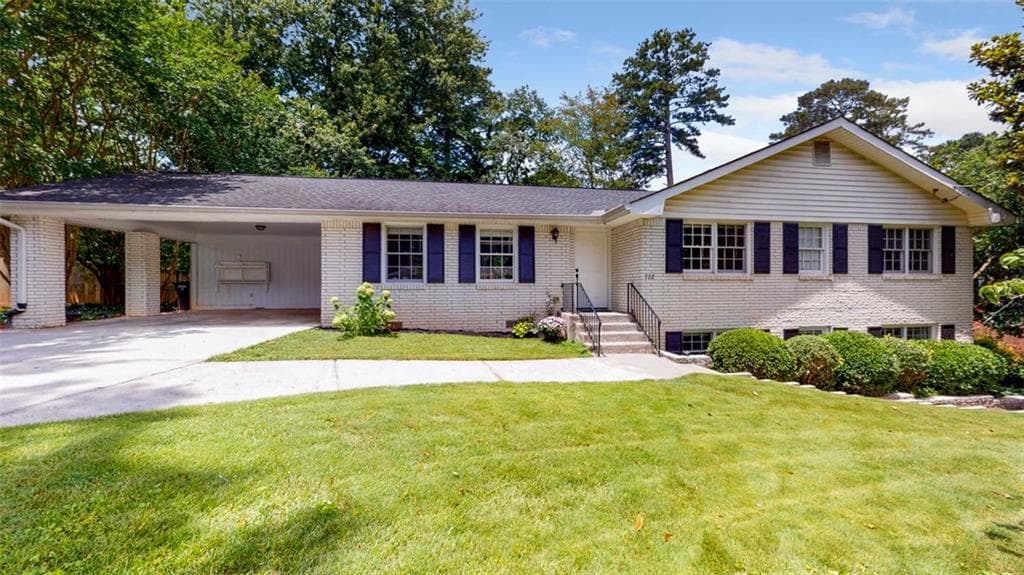 722 HUNTINGTON Place, Marietta, GA 30067 — most recent listing photo