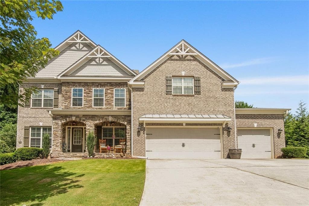 4570 Manor Creek Drive, Cumming, GA 30040 — most recent listing photo
