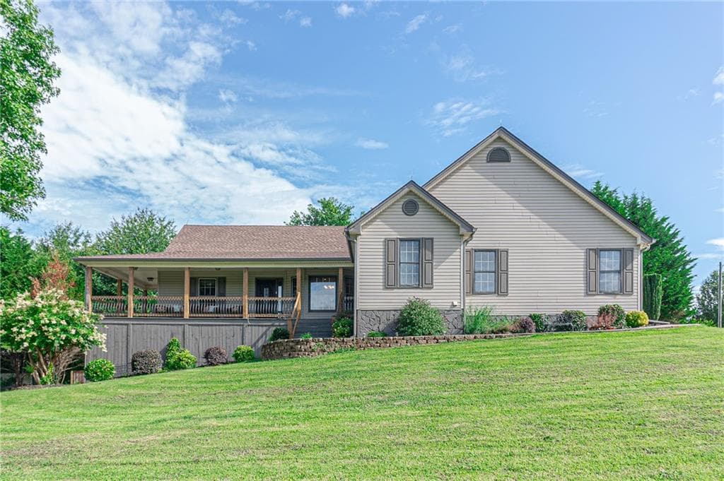 5606 Tranquility Drive, Braselton, GA 30517 — most recent listing photo