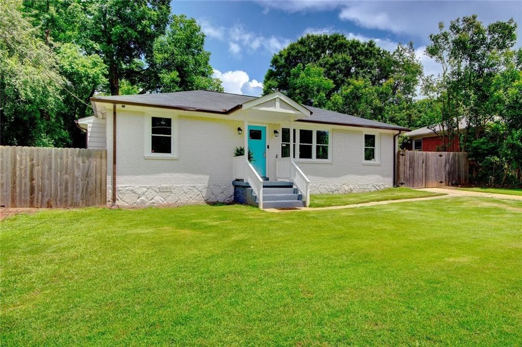 3 bedroom, 2 bathroom, 1,134 sq ft single family residence sold at 1731 Thomas Terrace, Decatur, GA 30032