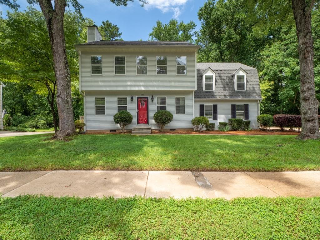3 bedroom, 3 bathroom, 1,730 sq ft single family residence sold at 250 Park Bridge Lane, Roswell, GA 30075