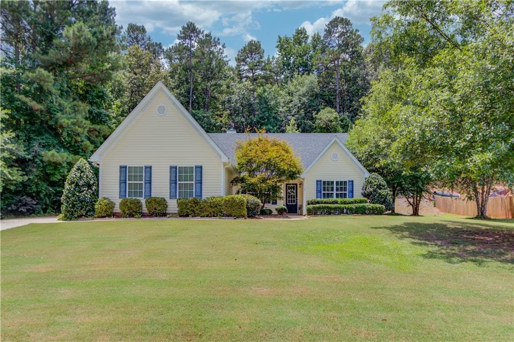 43 Maple Leaf Court, Hoschton, GA 30548 — most recent listing photo