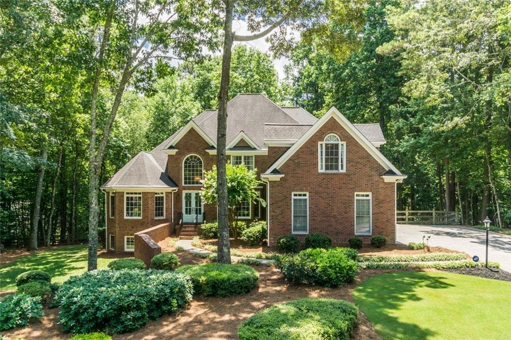 5 bedroom, 6 bathroom, 5,344 sq ft single family residence sold at 375 GUNSTON HALL Circle, Milton, GA 30004